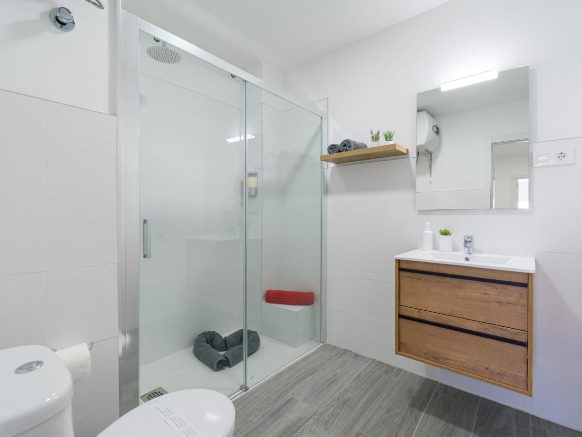 Luxuryflats La Isleta - 2Br - Balcony - Parking - Beach لاس بالماس دي غران كاناريا المظهر الخارجي الصورة